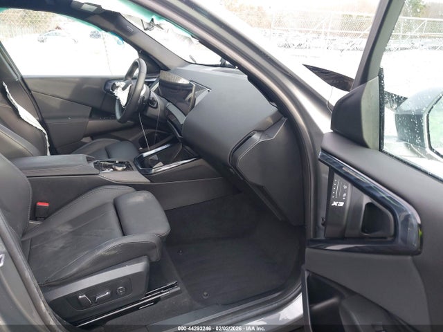 2025 BMW X3 5UX53GP09S9Z27829 Photo 4