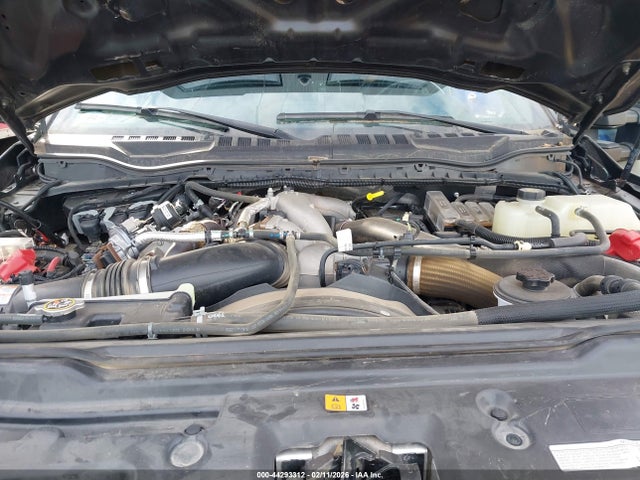 Ford F-550 Chassis Lariat 2022 1FD0W5HT5NEE85431 Image 9