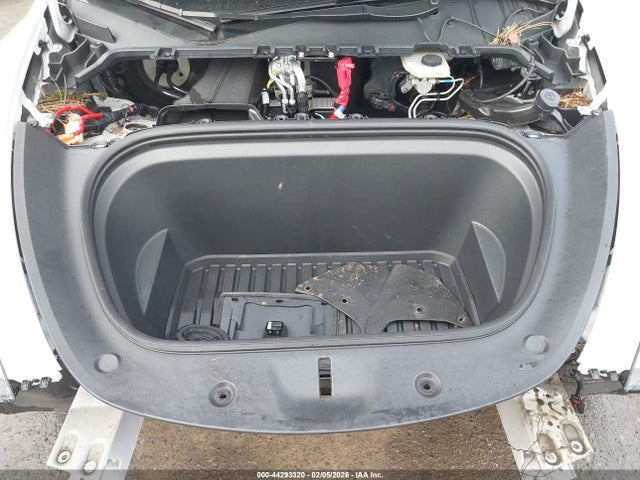 2024 TESLA MODEL Y 7SAYGDEE5RF206099 Photo 9