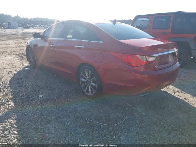 2011 HYUNDAI SONATA 5NPEC4ACXBH199030 Photo 2