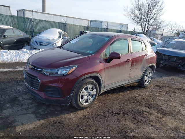 3GNCJKSB7HL270546 Chevrolet TRAX LS