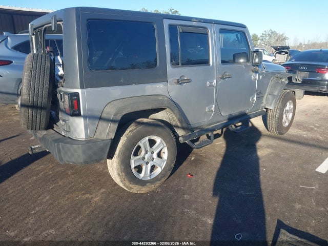 2018 JEEP WRANGLER JK UNLIMITED 1C4BJWDG9JL838995 Photo 3