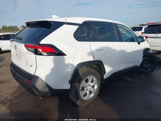 2T3K1RFVXSW432171 Toyota RAV4 LE