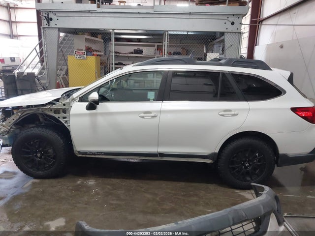 Subaru Outback 2.5i Premium 2018 4S4BSAFC8J3378332 Image 15