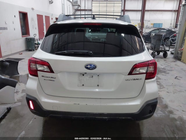 Subaru Outback 2.5i Premium 2018 4S4BSAFC8J3378332 Image 17