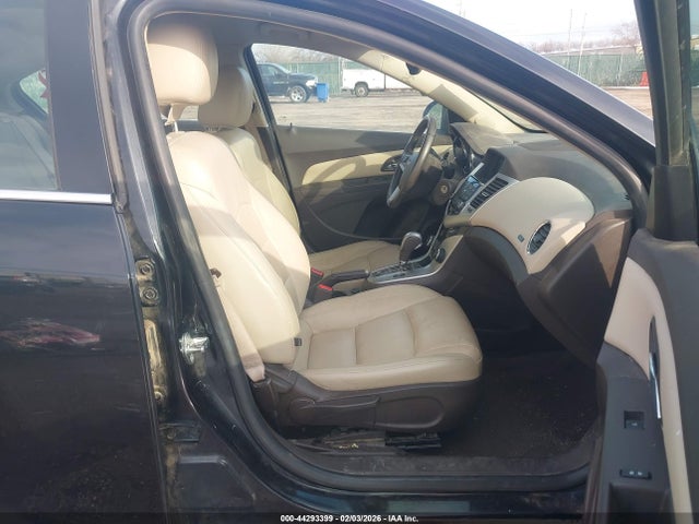 1G1PE5SB5F7209335 Chevrolet Cruze 2lt Auto