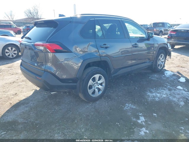 2T3G1RFV2LW102807 Toyota RAV4 LE