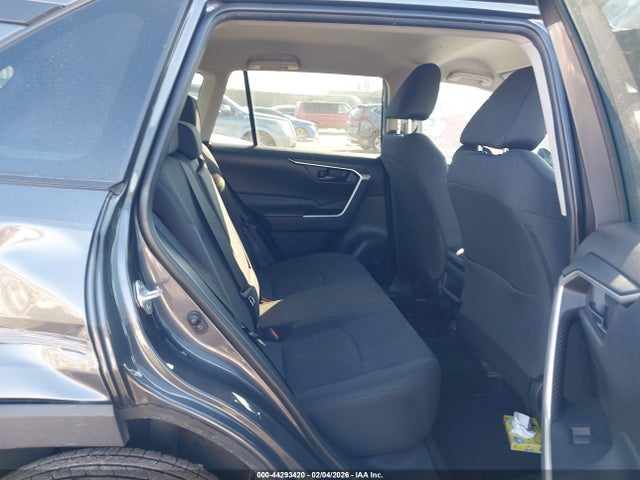 2T3G1RFV2LW102807 Toyota RAV4 LE