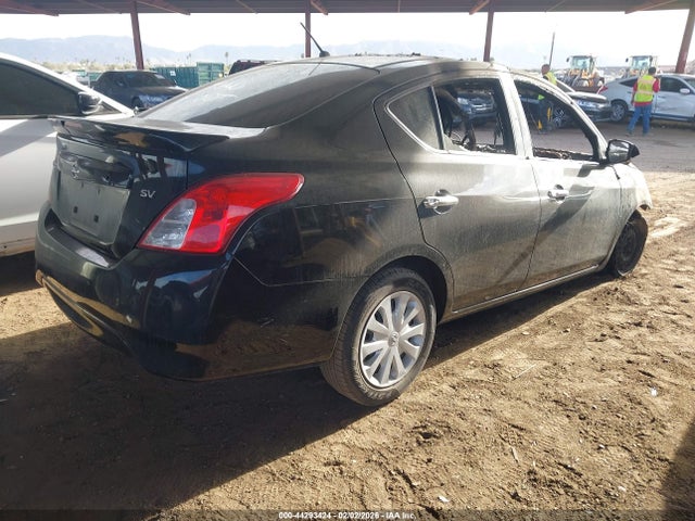 Nissan Versa 1.6 Sv 2018 3N1CN7AP2JL804701 Image 4