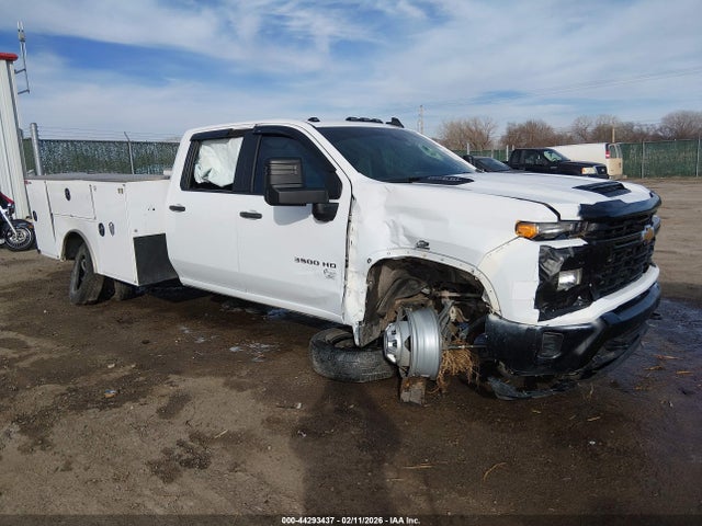 1GB4WRE7XRF337381 Chevrolet Silverado 3500hd Chassis Work Truck