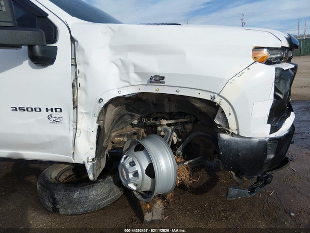 1GB4WRE7XRF337381 Chevrolet Silverado 3500hd Chassis Work Truck