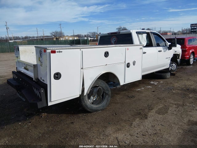 1GB4WRE7XRF337381 Chevrolet Silverado 3500hd Chassis Work Truck