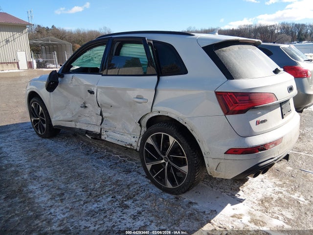 2024 AUDI SQ5 WA1C4AFY0R2038621 Photo 2