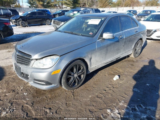 Aukcja sprzedaży 2012 Mercedes-benz C 300 Luxury 4matic, vin: WDDGF8BB3CA669278, numer aukcji: 44293470
