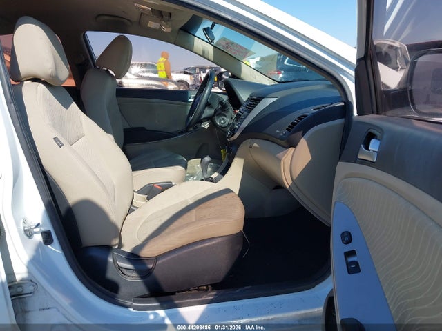 KMHCU4AE1FU822709 Hyundai ACCENT GLS