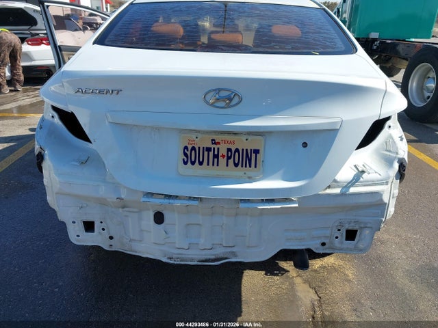 KMHCU4AE1FU822709 Hyundai ACCENT GLS