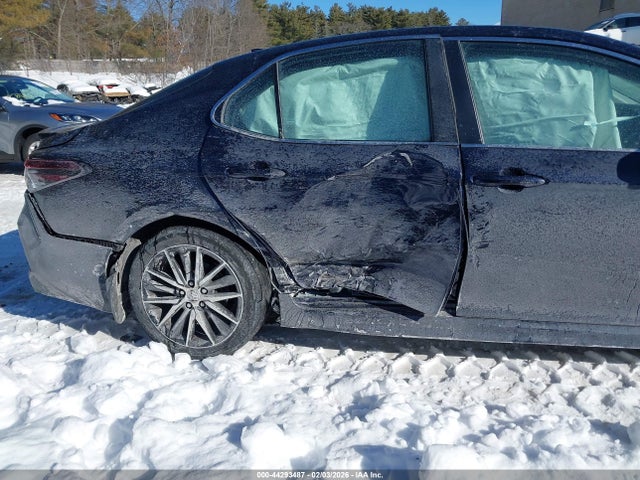 4T1G11BK5MU037989 Toyota Camry Se Awd