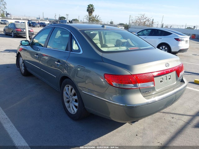 2008 HYUNDAI AZERA KMHFC46F88A267442 Photo 2