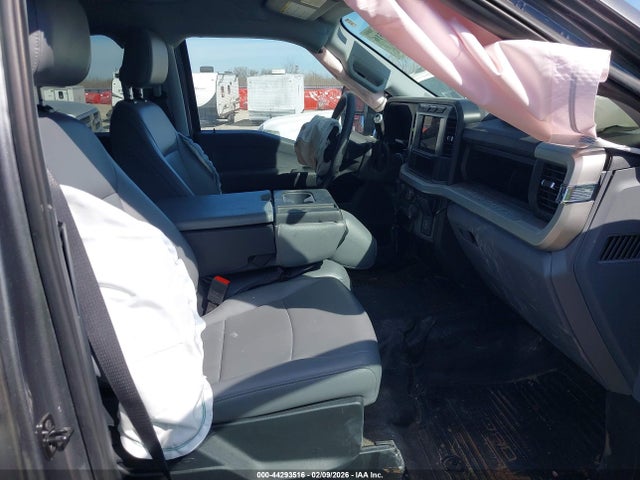 Продаж на аукціоні авто 2024 Ford F-350 Chassis Xl, vin: 1FD8W3HT2REC96796, номер лоту: 44293516