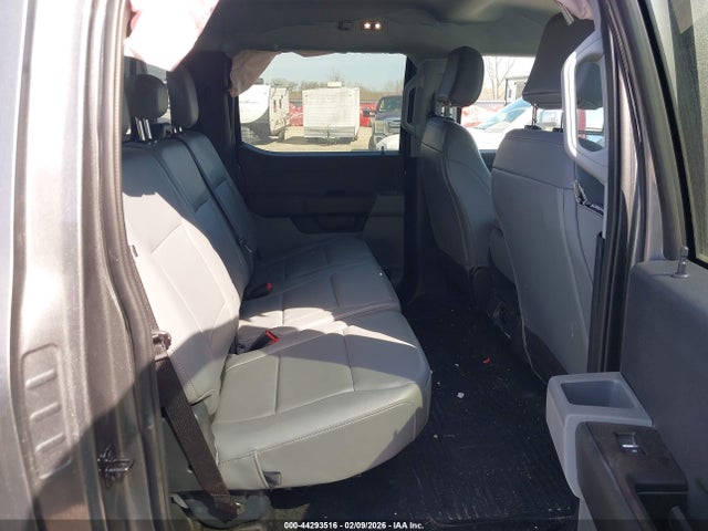 Продаж на аукціоні авто 2024 Ford F-350 Chassis Xl, vin: 1FD8W3HT2REC96796, номер лоту: 44293516