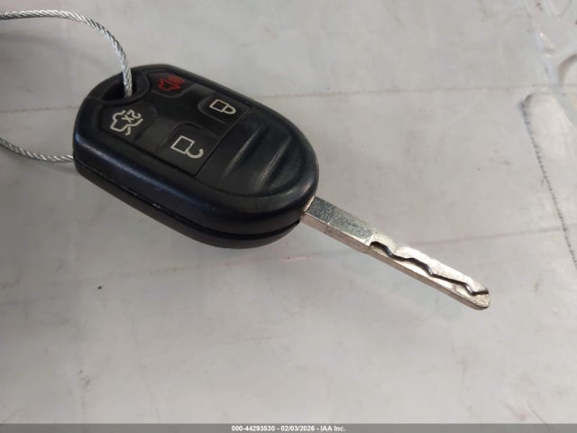 3FADP4EJ8JM114421 Ford FIESTA SE