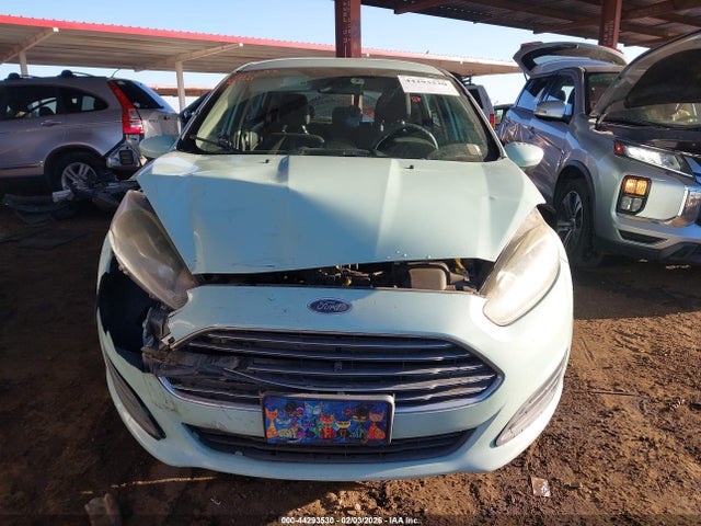 3FADP4EJ8JM114421 Ford FIESTA SE