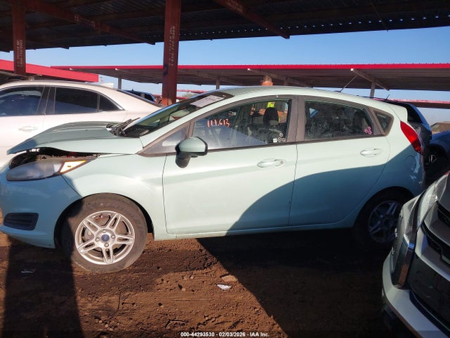 3FADP4EJ8JM114421 Ford FIESTA SE