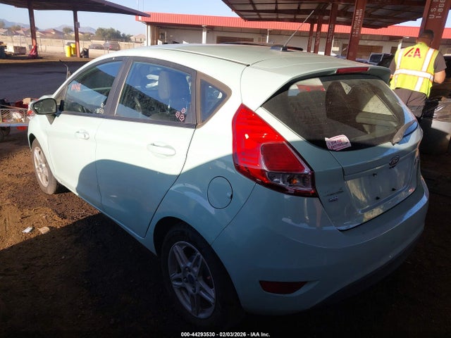 3FADP4EJ8JM114421 Ford FIESTA SE
