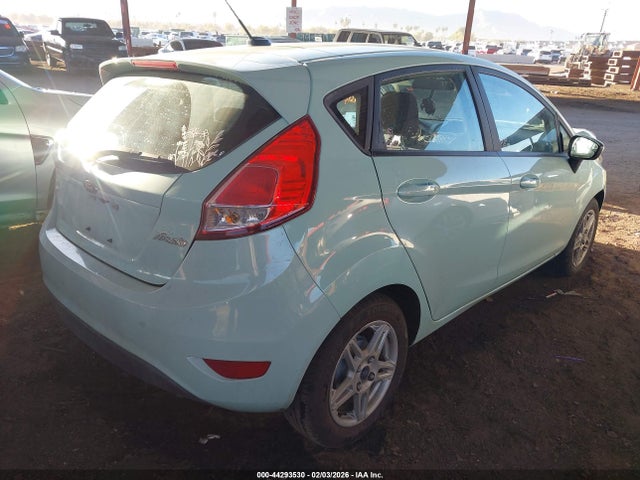 3FADP4EJ8JM114421 Ford FIESTA SE