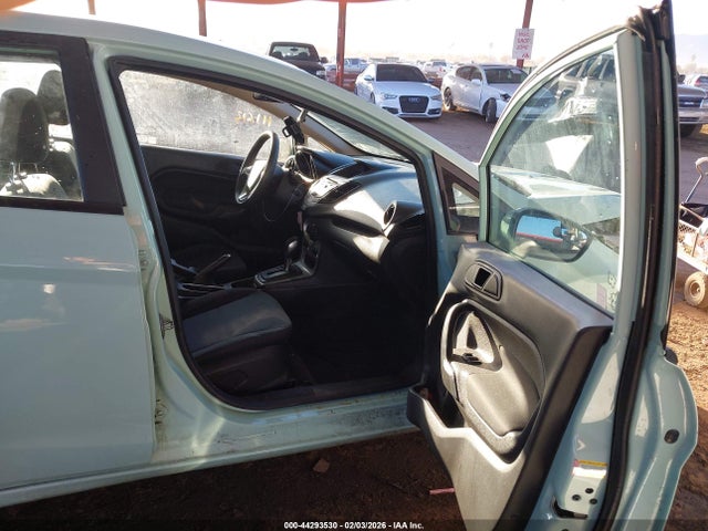 3FADP4EJ8JM114421 Ford FIESTA SE
