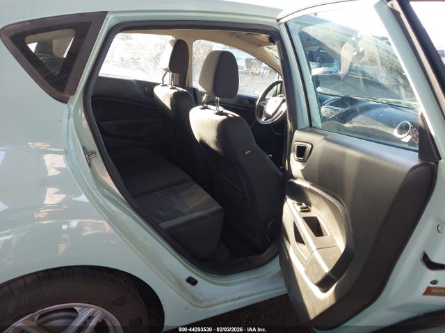 3FADP4EJ8JM114421 Ford FIESTA SE