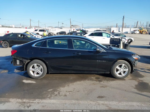 1G1ZB5ST5LF154963 Chevrolet Malibu Fwd Ls