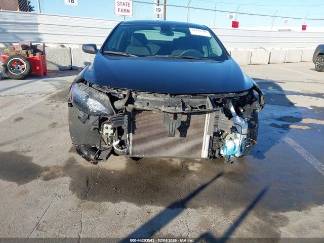 1G1ZB5ST5LF154963 Chevrolet Malibu Fwd Ls