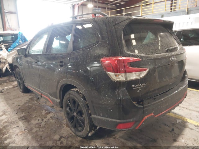 2023 SUBARU FORESTER JF2SKAJC0PH512730 Photo 2