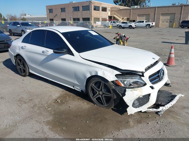 44293607 :رقم المزاد ، 55SWF4JB5GU125294 vin ، 2016 Mercedes-benz C 300 Sport مزاد بيع