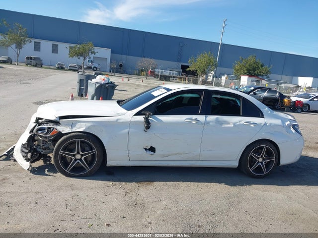 Продаж на аукціоні авто 2016 Mercedes-benz C 300 Sport, vin: 55SWF4JB5GU125294, номер лоту: 44293607