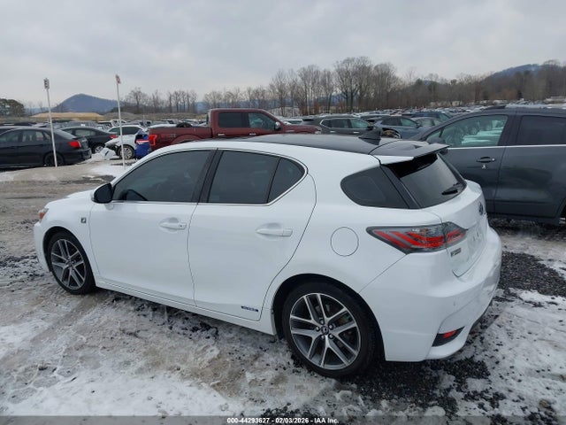 Lexus CT 200H 2015 JTHKD5BH4F2227118 Image 14