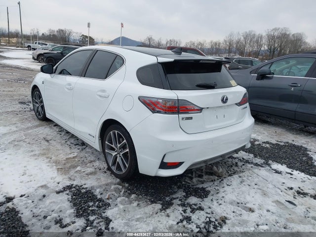 2015 LEXUS CT 200H JTHKD5BH4F2227118 Photo 2