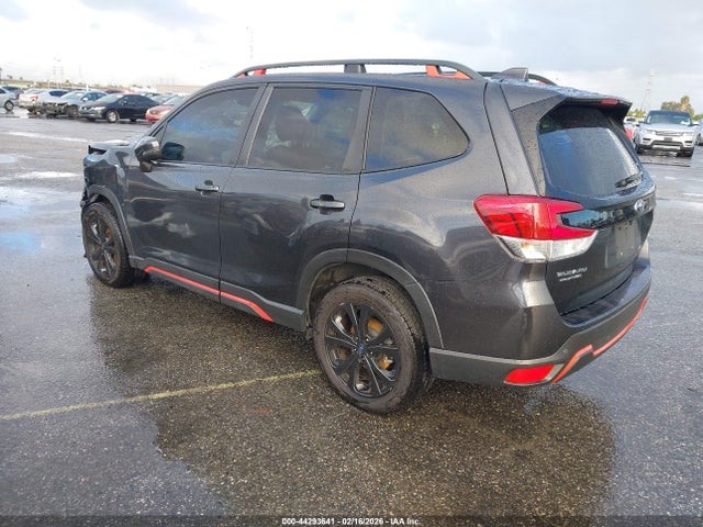 Subaru Forester Sport 2019 JF2SKAKC9KH545524 Image 3