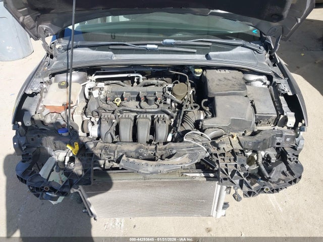 1FADP3J24EL138750 Ford Focus Titanium