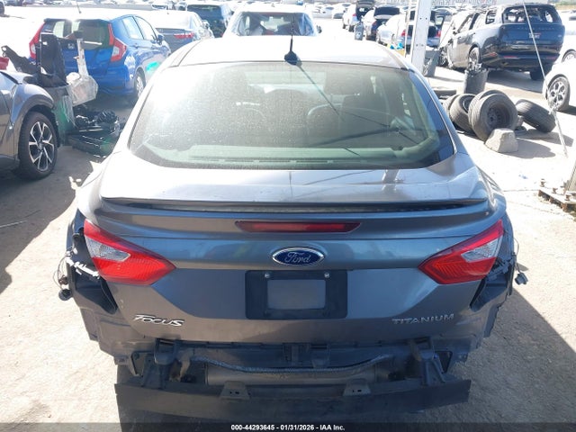 1FADP3J24EL138750 Ford Focus Titanium