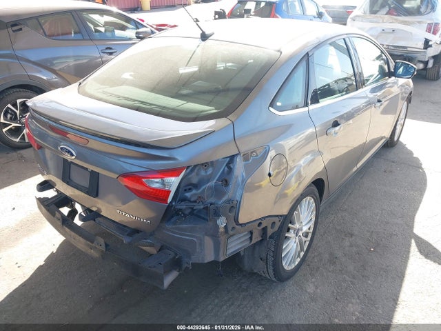 1FADP3J24EL138750 Ford Focus Titanium