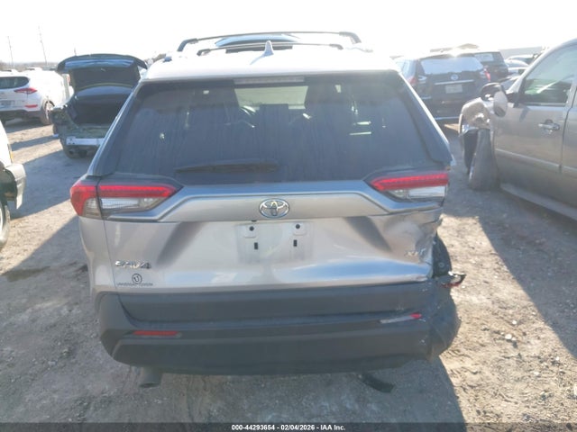 Toyota Rav4 Xle Premium 2022 2T3C1RFV6NC191591 Image 16
