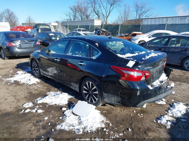 1N4AL3AP7JC203997 Nissan Altima 2.5 Sv