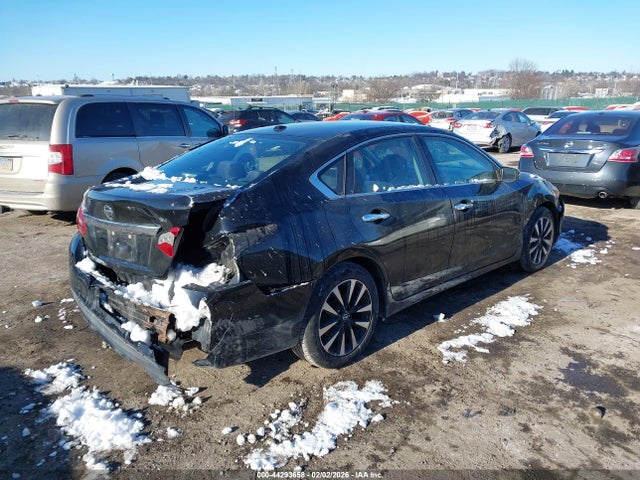 1N4AL3AP7JC203997 Nissan Altima 2.5 Sv