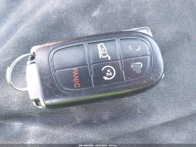 2014 Jeep Cherokee Latitude მანქანა იყიდება აუქციონზე, vin: 1C4PJLCB3EW172196, აუქციონის ნომერი: 44293668