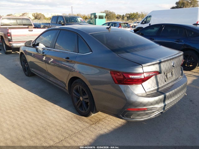 2023 VOLKSWAGEN JETTA 3VW7M7BU5PM028389 Photo 2