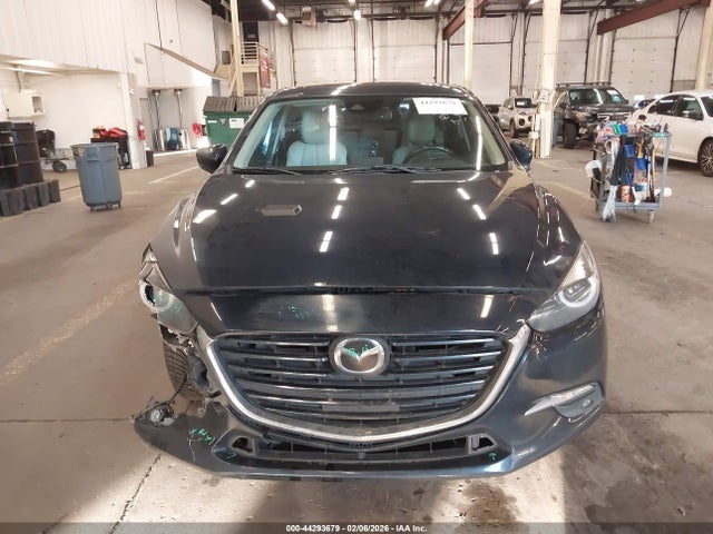 3MZBN1W38JM196945 Mazda Mazda3 Grand Touring