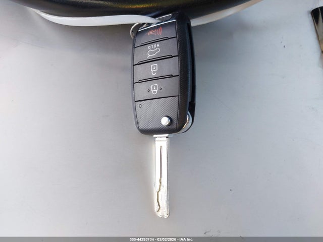 KIA SOUL + 2015 KNDJP3A58F7170330 Image 11