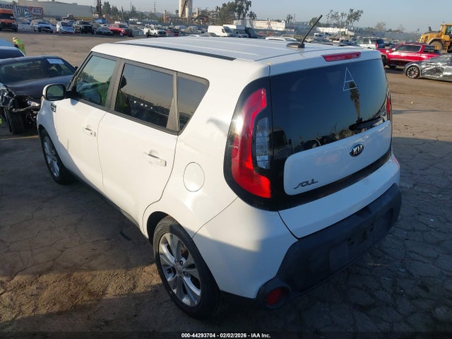 KIA SOUL + 2015 KNDJP3A58F7170330 Image 3